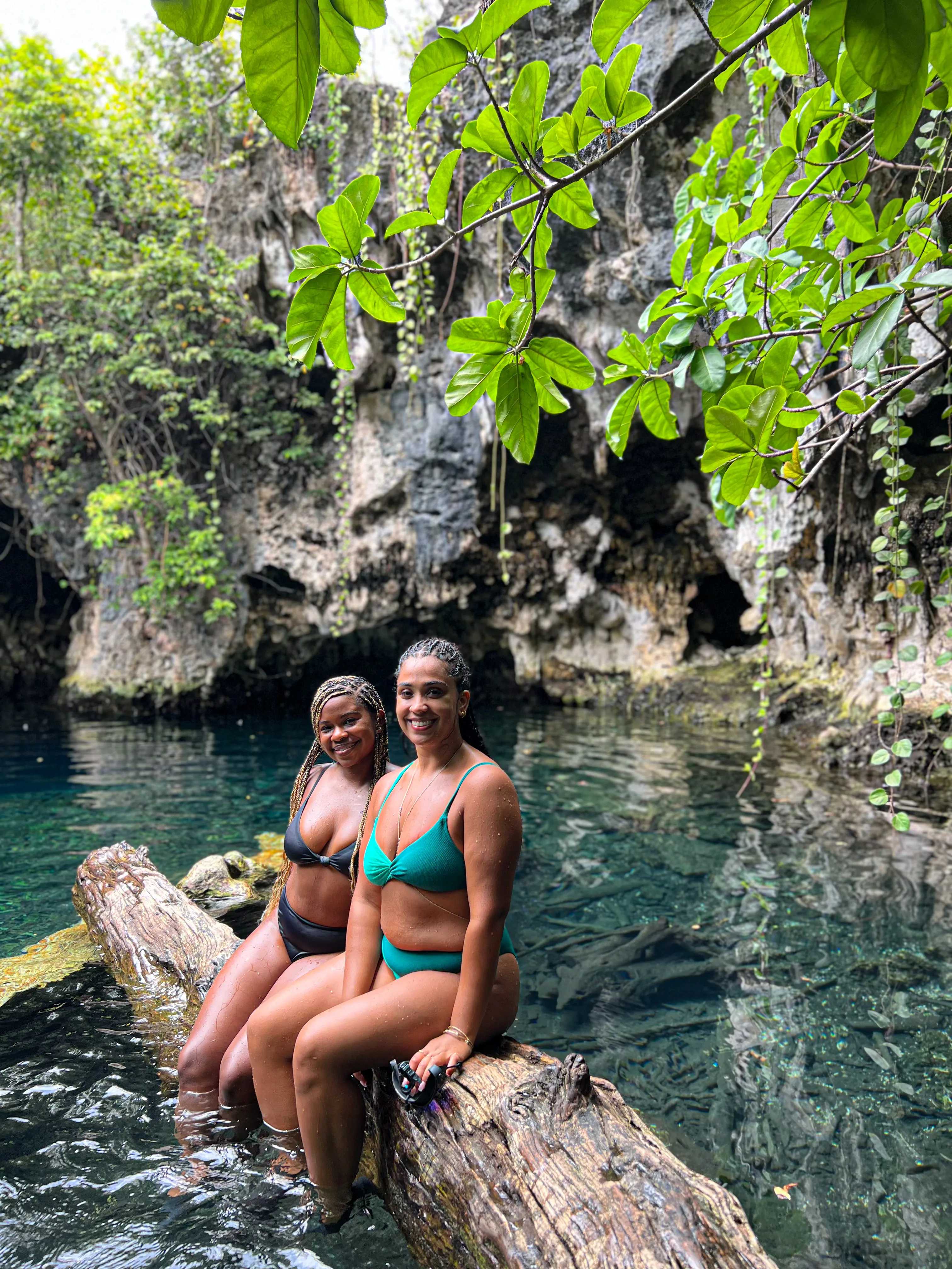 Couple’s Paradise Sailing Alt 2